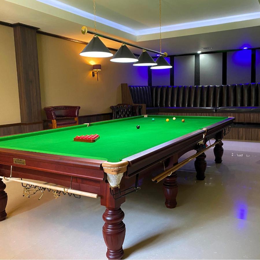 The Pleasure Dome Hotell Amed Exteriör bild